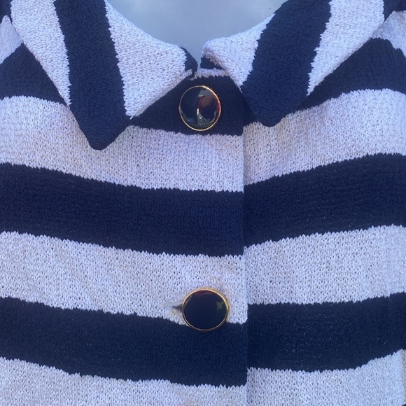 St. John Blue and White Striped Button-Up Jacket 18 - Picture 5 of 10